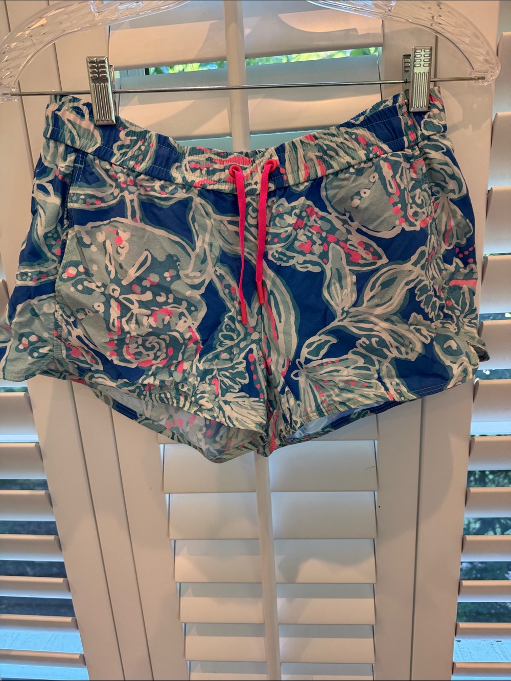 Lilly Pulitzer Luxletic Run Around Short in the "Blue Into The Deep"